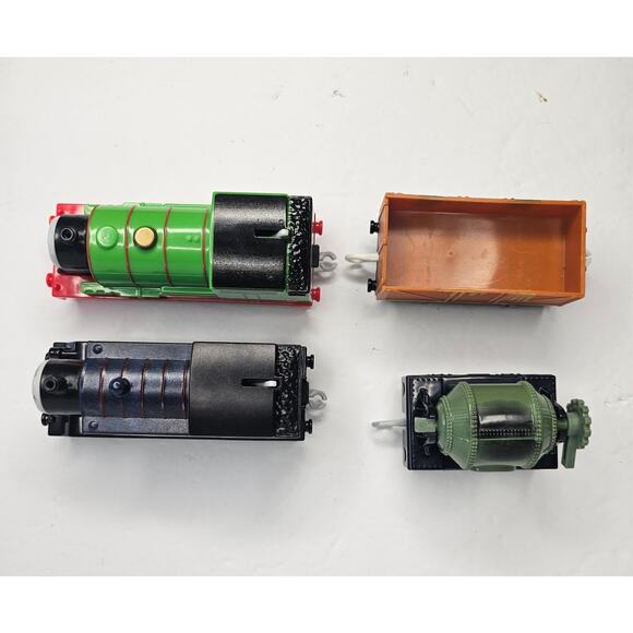 Thomas & Friends TrackMaster Train Builder Set 67 Piece Fisher-Price Gift - Picture 14 of 15